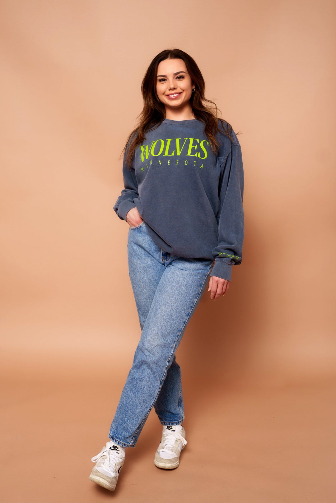 Wolves Vintage Oversized Crew - Fan Girl Clothing